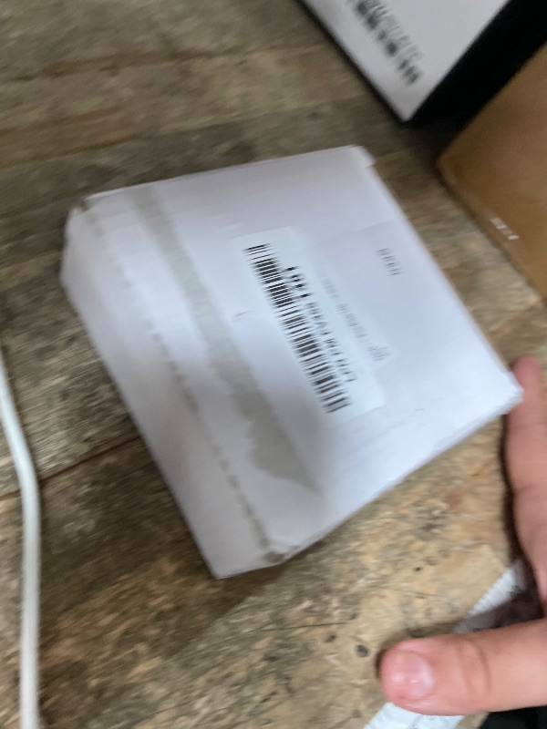 Photo 1 of 1 Pcs Pop Up Sticky Note Dispenser Sticky Note Holder Pop Up Note Dispenser Transparent Top for 3 x 3 Inch Sticky Notes School Office Home Store Black Base Clear Top (1)