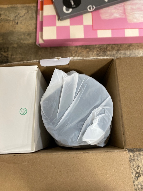 Photo 1 of [Built-in Apps & 2026 Upgraded] Mini Projector Support 4K 1080P Auto Keystone 180° Rotatable with WiFi 6 and Bluetooth 5.4, Projector Portable Compatibile with HDMI/TV Stick/Memory Stick/Laptop-Black1057045780
