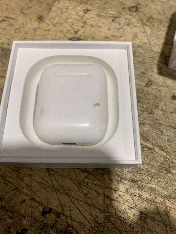 Photo 1 of ***DIRTY*** Apple AirPods