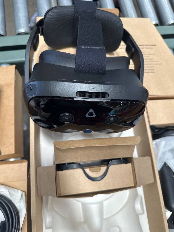 Photo 1 of **FACTORY SEALED** HTC Vive Focus Vision Wired Bundle — XR Headset with DisplayPort PC VR Streaming Kit
