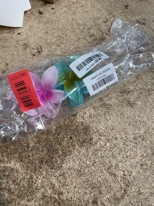 Photo 1 of ***MISSING 1***3Pcs Large Hawaiian Flower Hair Clips Pink Yellow Blue Plumeria Hair Accessories Summer Flowers Hair Claw Clips Hair Barrettes Hawaiian Accessories For Women Thick Hair And Thin Hair Designs