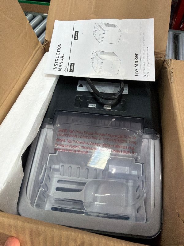 Photo 1 of ***PARTS ONLY*** HOMEZAY Ice Maker Countertop, 9 Cubes Ready in 6 Mins, 26 lbs per Day, Ice Machine with 2 Ice Sizes and Self-Cleaning, Portable Ice Maker with Handle for Home, Kitchen, Camping, RV, Office, Black