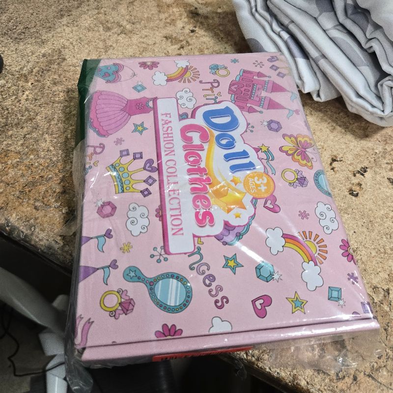 Photo 1 of ?195 Pcs Doll Clothes and Accessories Kit, Include Princess Gowns, Fashion Skirt, Slip Dresses, Tops, Pants, Bikini Swimsuits, Shoes, Crowns, Necklaces, Glasses, Hangers in Gift Box for 11"-12" Dolls