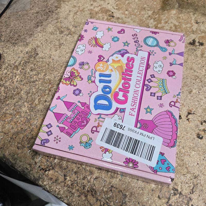 Photo 1 of ?195 Pcs Doll Clothes and Accessories Kit, Include Princess Gowns, Fashion Skirt, Slip Dresses, Tops, Pants, Bikini Swimsuits, Shoes, Crowns, Necklaces, Glasses, Hangers in Gift Box for 11"-12" Dolls