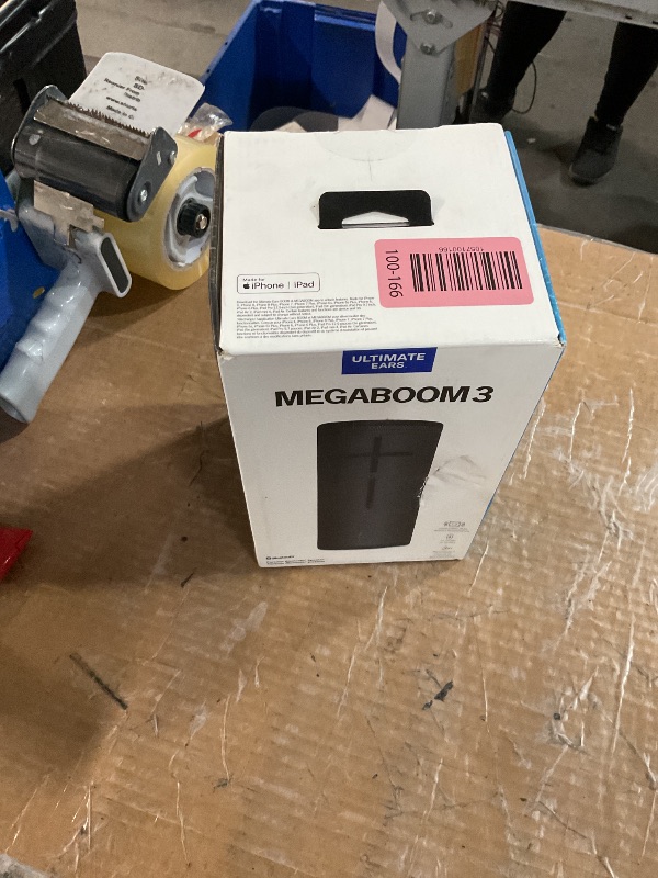 Photo 1 of (MAJOR UISAGE) Ultimate Ears MEGABOOM 3 Portable Waterproof Bluetooth Speaker - Bulk Packaging - Night Black