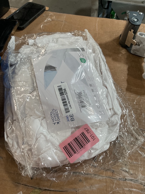 Photo 1 of (Only has flat sheet) Hotel Sheets Direct 4 Piece Bed Sheet Set King Size, 100% Viscose Derived from Bamboo Sheets Set with 2 Pillowcases, Cooling & Breathable Luxury Bedding, Moisture-Wicking & Silky Soft Texture, White