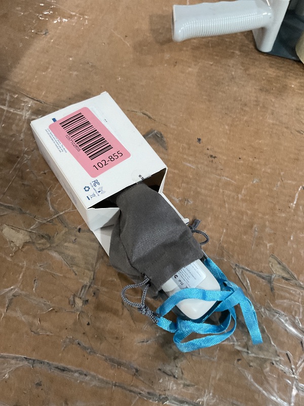 Photo 1 of ***(USED/ UNABLE TO TEST ITEM)***Vibeat Fingertip Pulse Oximeter, Blood Oxygen Saturation Monitor| O2 Meter, Portable SPO2 & Pulse Rate Monitor, Batteries and Lanyard Included