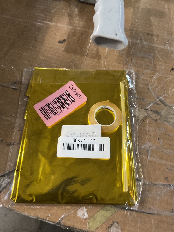 Photo 1 of “40” Inch Large Gold Letter Balloons, Big Size Jumbo Helium Mylar Foil Party Balloons"E"for Birthday Party Decorations, Party Wedding Bachelorette Bridal Shower Decoration Holiday Balloon Decoration