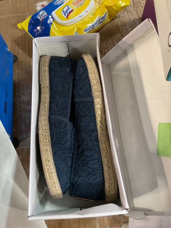 Photo 1 of ***(HEAVILY USED/ MINOR DAMAGE)***Flats Shoes Women Slip On Shoes Womens Loafers Dress Shoes for Women Shoes Flats Comfortable(Navy Blue,US9)