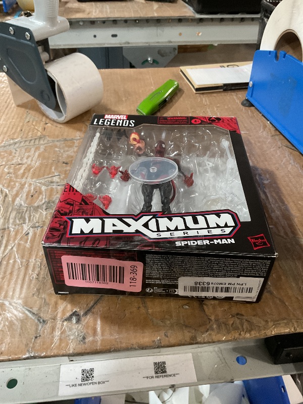 Photo 1 of * missing many pieces *
Marvel Legends Maximum Series Spider-Man, Deluxe Spider-Man Comics Collectible 6-Inch Action Figure; Amazing Articulation; Spectacular Accessories