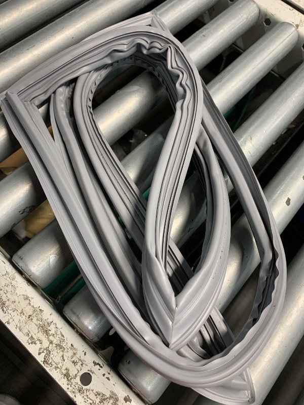 Photo 1 of (used) Upgarded W10571967, W10443320 Refrigerator Freezer door gasket Compatible with Whirlpool Freezer