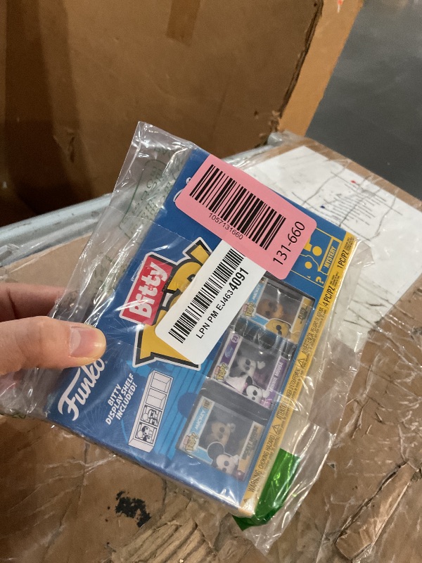 Photo 1 of (BAGGED) (USED/FAIR) Funko Bitty POP! Disney - Mickey, 4-Pack - Mickey Mouse, Minnie Mouse (Pink Dress), Pluto and A Surprise Mystery Mini Figure - 0.9 Inch (2.2 Cm) Collectable - Stackable Display Shelf Included