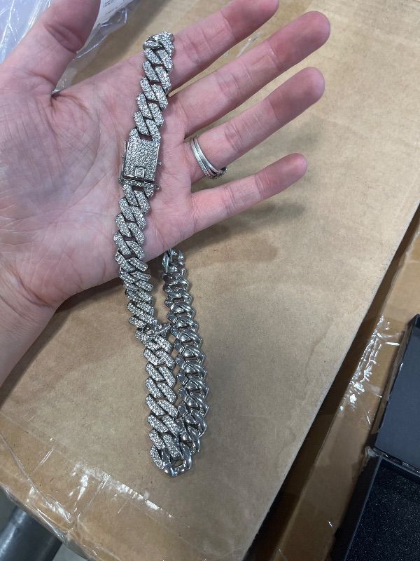 Photo 1 of ***STOCK PHOTO FOR REFERENCE ONLY***DFUNH 7mm Silver Chain for Men,Cuban Link Chains for Mens Silver Chains,Silver Necklaces for Mens Necklace Jewelry 22 Inches Silver Chain