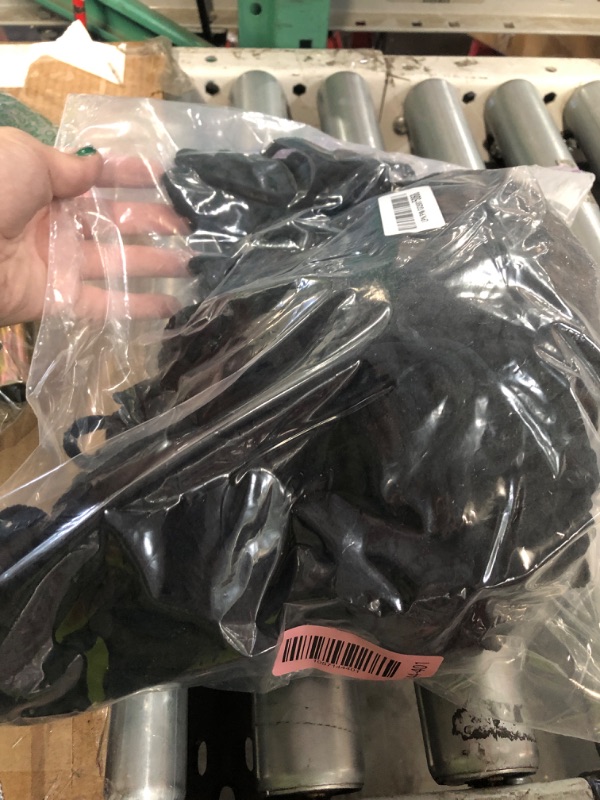 Photo 1 of ***missing 3***Knyteruna #6 Super Bulky Blanket Yarn for Crocheting - 4 Skeins(Each 10.5oz/300g, 220yds/201m), Chunky Chenille Thick Plush Big Soft Yarn for Crocheting Knitting Blankets, Black