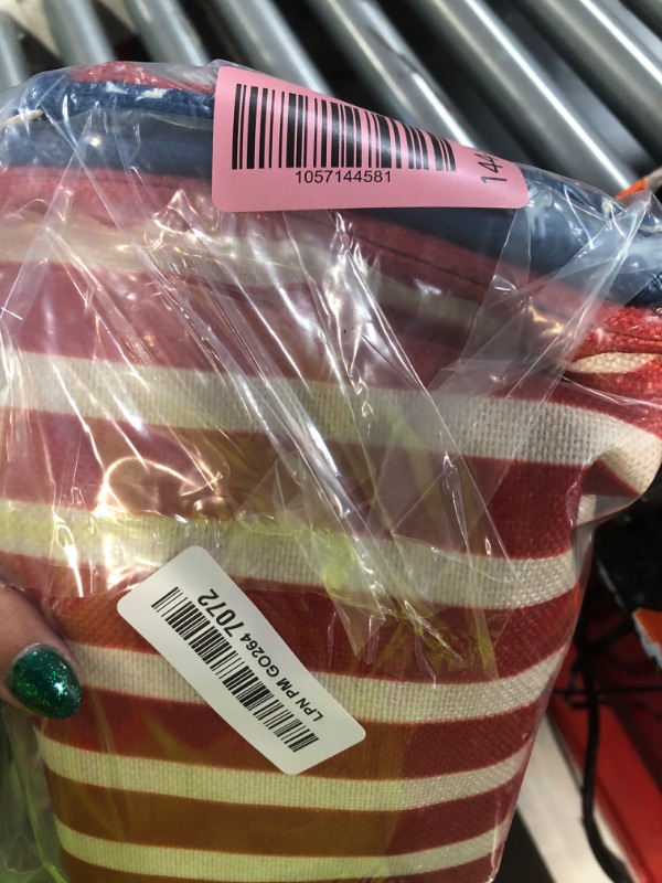 Photo 1 of ***SEE NOTES FOR DETAILS***
Peryiter 2 Pack 4th of July Bow Pillow Covers 18'' x 18'' 250 Patriotic Red White Blue 250th 3D Bow Pillow Case Anniversary USA Decoration America Stars Pillows for Independence Day Bedroom Sofa Couch
