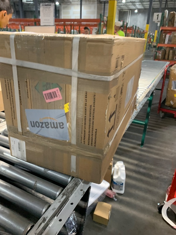 Photo 1 of ***FACTORY SEALED - OPENED FOR INPSECTION***
Amazon Basics 3-In-1 Portable Air Conditioner with Remote, Timer, Sleep Mode, Auto Swing, Dehumidifier, 10000 BTU (ASHRAE)/6000 BTU (SACC), Cools Bedroom Up to 450 Sqf, White