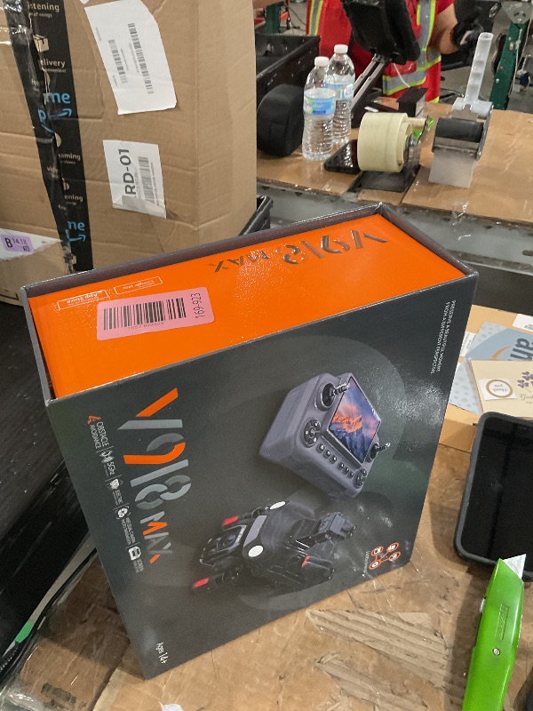 Photo 1 of **PARTS ONLY** GPS Drone with 8K Camera for Adults, Obstacle Avoidance, 5G Large Screen Controller, Follow Me, 3 Batteries 75 Min Flight Time, 50x Zoom, Brushless Motor, Under 249g (Deep Space Grey) ** the bottom side of a leg is broken see pics **