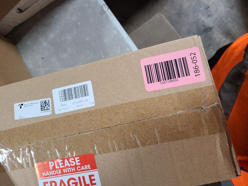 Photo 1 of 11-inch Plastic Acrylic Cake Dome Cover, Suitable for Cake Stand Plates Transparent Cake Cover(Transparent Handle)