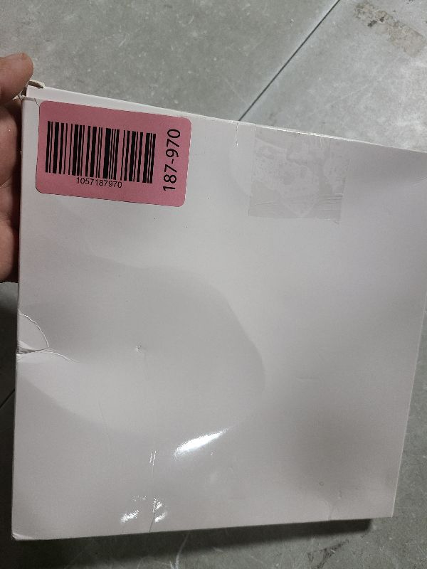 Photo 1 of 20 Pcs Stainless Steel Napkin Rings Festival Metal Napkin Ring Holders Modern Serviette Buckles Metallic Adornment for Table Settings Kitchen Dinner Party Wedding (Matte Gold Semicircle)