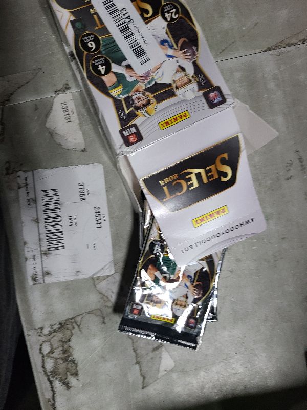 Photo 1 of 2024 Panini Select Football Trading Cards Blaster Box