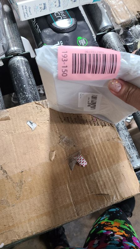 Photo 1 of 100 Pack 7.5" x 5.5" Clear Self-Adhesive Top Loading Packing List/Shipping Label Envelopes Pouches