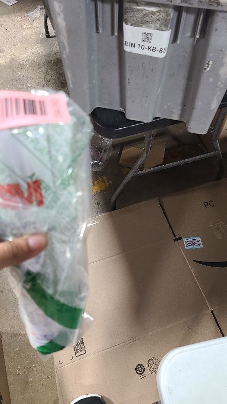 Photo 1 of 3M 08609 Window-Weld Super Fast Urethane Windshield Adhesive, High-Strength Fast-Curing One-Part Auto Glass Sealant, 10.5 fl oz (310 mL) Cartridge, Black