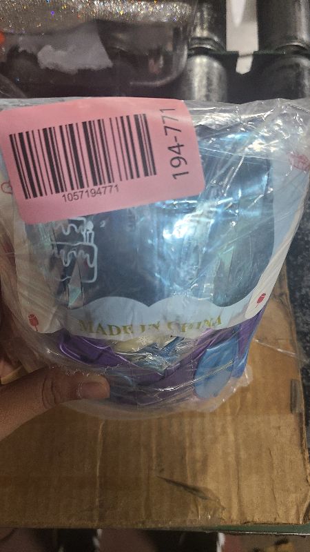 Photo 1 of 116Pcs Froozen Balloon Garland Arch Kit, Snowflake Blue Purple Confetti Balloons Fringe Curtain for Winter Wonderland Baby Shower Snow Princess Froozen Birthday Party Supplies Decorations