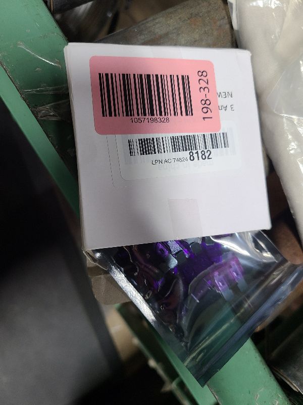 Photo 1 of 3 Amp Fuses Stanbdard Fuse 20Pcs, 3A Car Fuse Blade for Automotive, Truck, Boat, Motorcycle, SUV