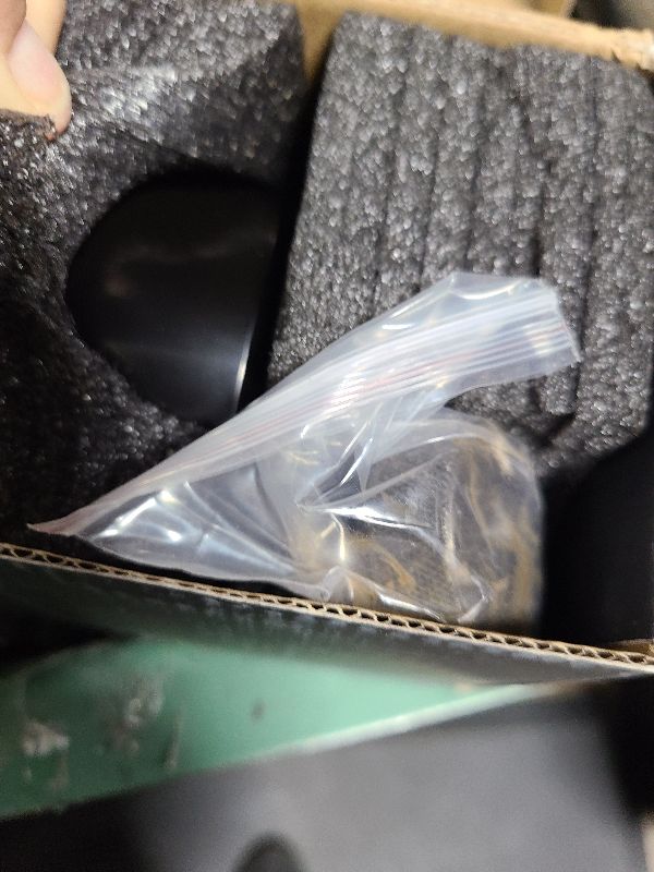 Photo 1 of 303-1510 Front Crankshaft Seal Remover Tool for Ford Super Duty F-250/350/450/550, 6.7L Power Stroke Diesel 2011-2021and F-650 / F-750 6.7L 2016-2021