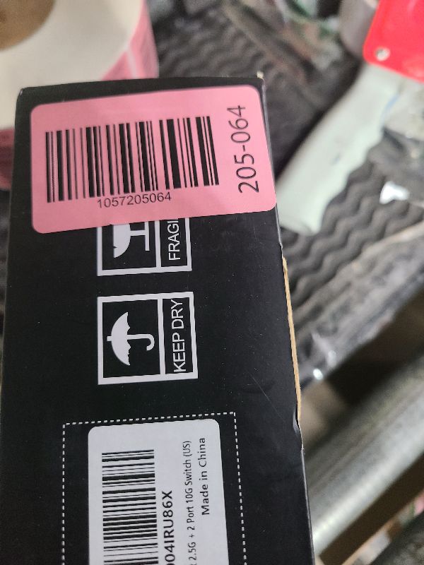 Photo 1 of 10Gbe Ethernet Switch Unmanaged with 2 x 10Gb RJ45 Ports ? 4 x 2.5Gb Base-T Ports, Desktop/Wall Mount NICGIGA 6 Port 10Gbps Network Switch for Wireless AP, NAS, PC