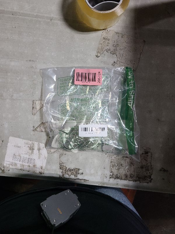 Photo 1 of 12PCS Elegant Heart Shower Curtain Hooks - Classic White Bathroom Accessories, Rustproof Metal Hooks for Modern Homes, Hotels, Minimalist Bathroom Decor, Easy Install Shower Rings