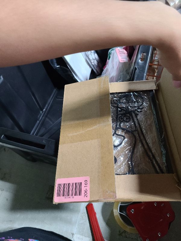 Photo 1 of 2 PCS Funny Bathroom Metal Wall Art Decor, ULENDIS Black Wall Decor for Toilet Bad Smell Humorous Wall Art, Abstract Metal Face Wall Hanging Modern Minimalist Bathroom Sign(7.97 x 9.84 in)