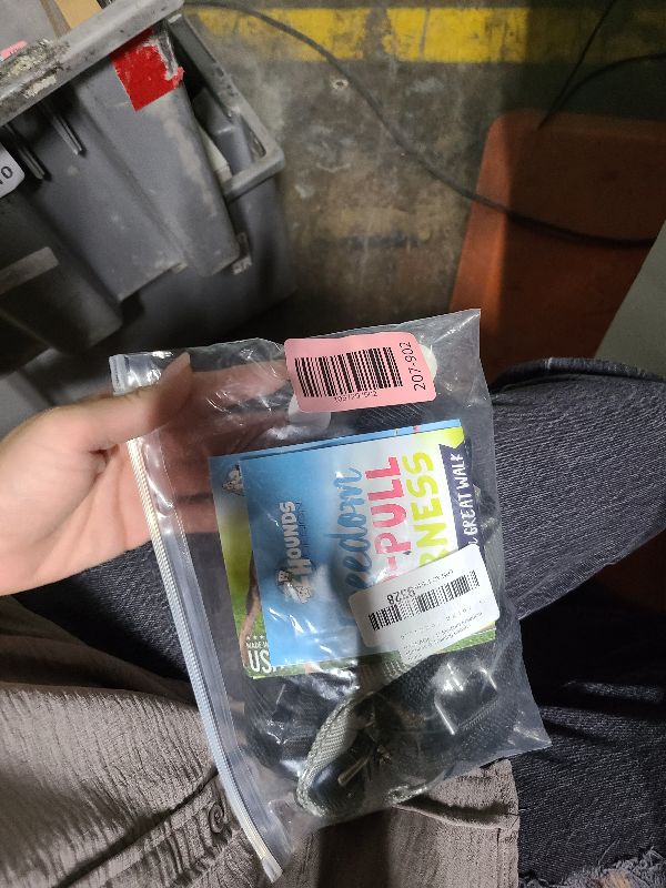 Photo 1 of 2 Hounds Design Freedom No Pull Dog Harness, Adjustable Harness and Leash Set, Easy Walking & Comfortable Control, Fits Small, Medium & Large Dogs, Solid Colors, Made in USA, 1" MD, Black