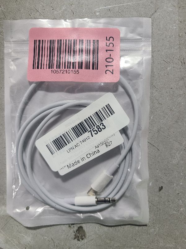 Photo 1 of (Apple MFi Certified) iPhone AUX Cord,Lightning to 1/8 Inch Audio Cable,3.3ft, Headphone Jack Adapter Male Aux Stereo Audio Cable Compatible for iPhone 14/13/12/11/XR/X/8/7 (White)