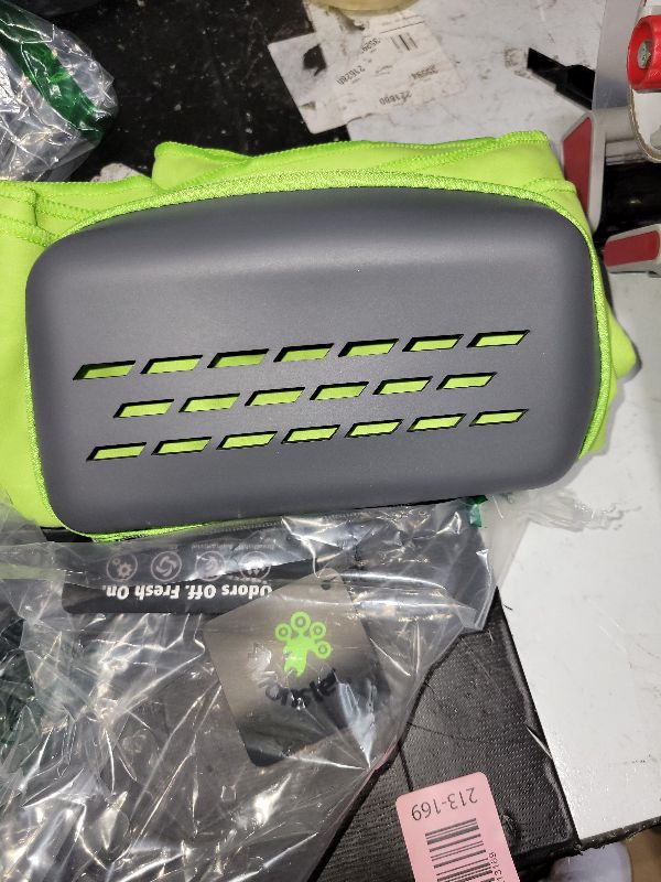 Photo 1 of 1 Monster Camping Towels Super Absorbent, Fast Drying Microfiber Travel Towel, Quick Dry Ultra Soft Compact Gym Towel for Swimming Beach Hiking Yoga Travel Sports Backpack (71.00" x 35.00", Green)