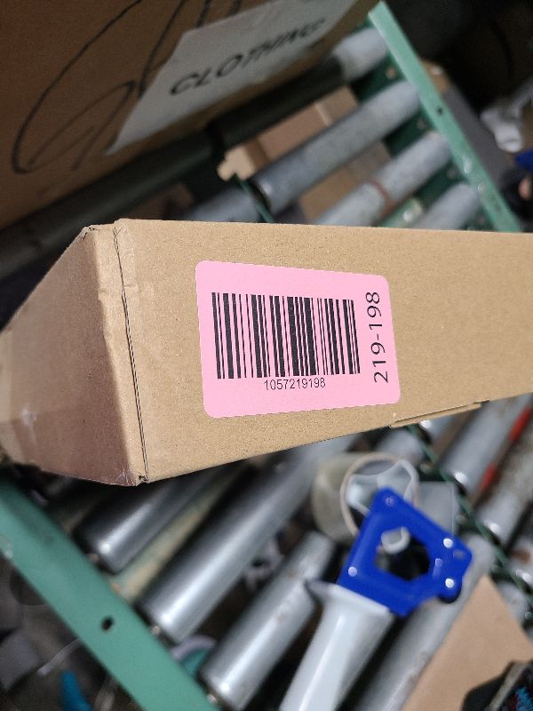 Photo 1 of 150 Pcs 6 Inch Floral Water Tubes Plastic Green Floral Tubes with Rubber Caps Fresh Flower Water Arrangements Supplies for Bouquet Stem Supplies