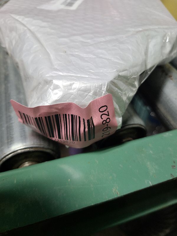 Photo 1 of 12 Pcs Dry Erase Answer Paddle 7 x 9 Inch Handheld Wooden White Board Double Sided Dry Erase Small Whiteboards for Students Classroom Games Party Auction Paddles for Bidding Meeting Voting(12)