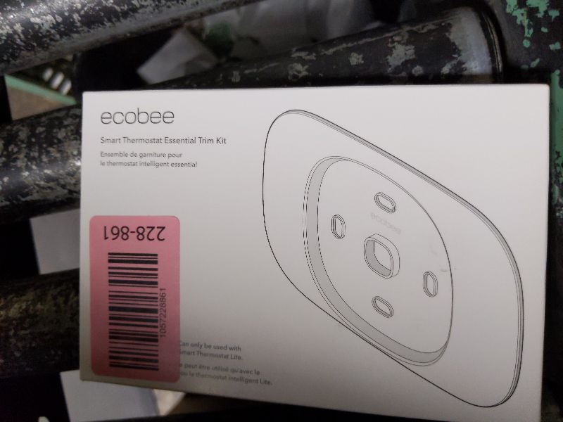Photo 1 of
ecobee Trim Plate - Made for ecobee Smart Thermostat Essential - Programmable WiFi Thermostat Accessory