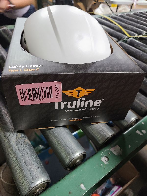 Photo 1 of  OSHA Hard Hats for Construction ANSI Approved Safety Helmet 6 pt. Ratchet Suspension Cascos De Construccion ANSI Z89.1-2014 Type I Class C Hardhats(T1 White)