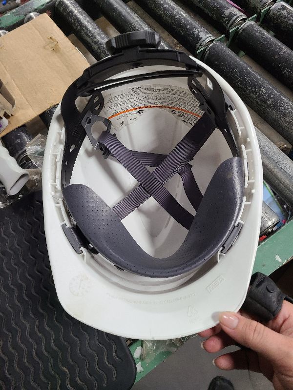 Photo 1 of  OSHA Hard Hats for Construction ANSI Approved Safety Helmet 6 pt. Ratchet Suspension Cascos De Construccion ANSI Z89.1-2014 Type I Class C Hardhats(T1 White)