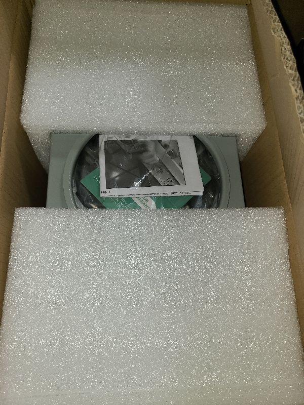 Photo 1 of 200 Amp Single Phase,3 Wire,4 Jaw,600 Volt Maximum 10,000 Air Socket