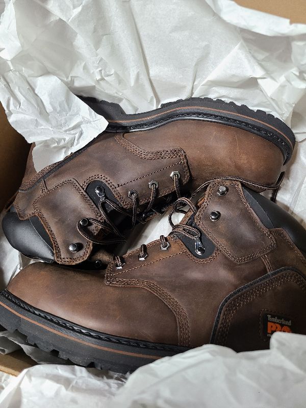 Photo 1 of Timberland PRO Men's Pit Boss 6 Inch Steel Safety Toe Industrial Work Boot, Brown-2024 New, 11 W