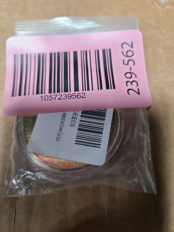 Photo 1 of 2024 The United States Statue of Liberty Coin Eagle Coin Gold Plated Coin 1oz Uncirculated Commemorative Coin