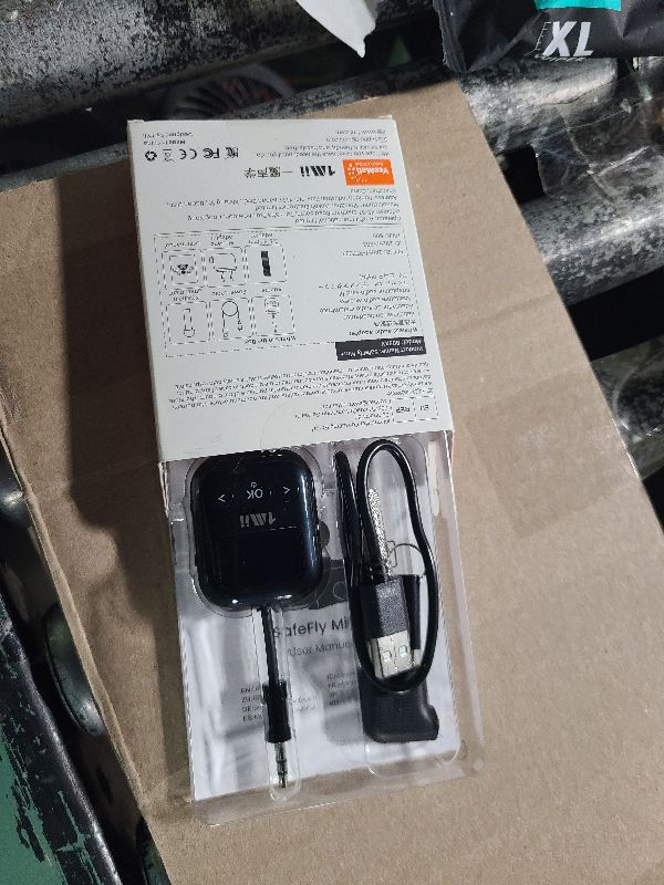 Photo 1 of 1Mii SafeFly Min+ Bluetooth Transmitter and Receiver,Bluetooth Adapter for Airplane, Supports to 2 AirPods/Headphones,Use with Any 3.5mm Jack on Airplanes, Gym, TVs, Car, Home, Boat(White)