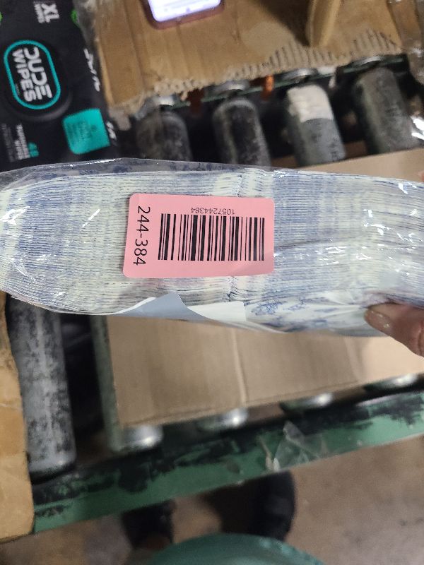 Photo 1 of 100PCS Blue Floral Napkins Disposable Hand Towels for Bathroom 3 Ply Blue and White Paper Napkins Decorative Flower Guest Napkins Chinoiserie Napkins for Wedding Bridal Shower Birthday Cocktail Party