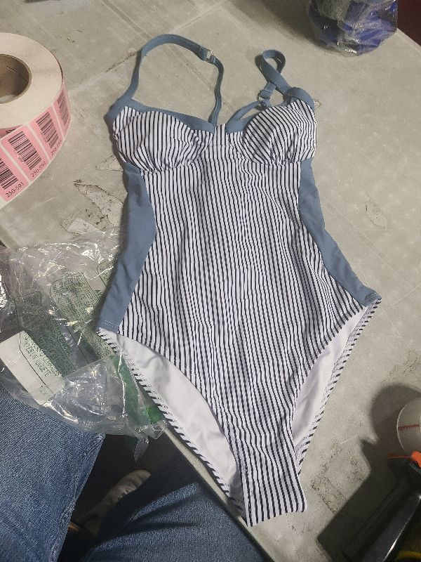 Photo 1 of Womens Tummy Control One Piece Swimsuit Sexy Crisscross Back Bathing Suit M