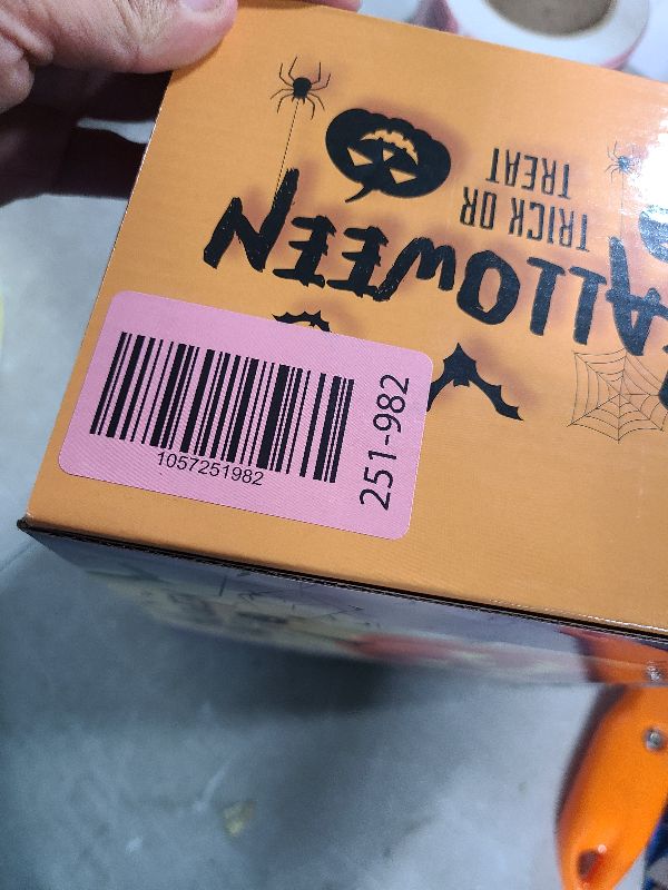 Photo 1 of 202PPCS Halloween Party Favors,Stationery Set Goodie Bags Stuffers for Kids School Classroom Prizes Trick or Treat Gifts Bags Fillers include Pencils,Erasers,Rulers,Halloween Stickers,Stamper,Notepads