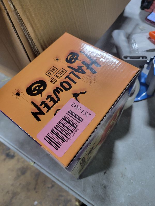 Photo 1 of 202PPCS Halloween Party Favors,Stationery Set Goodie Bags Stuffers for Kids School Classroom Prizes Trick or Treat Gifts Bags Fillers include Pencils,Erasers,Rulers,Halloween Stickers,Stamper,Notepads