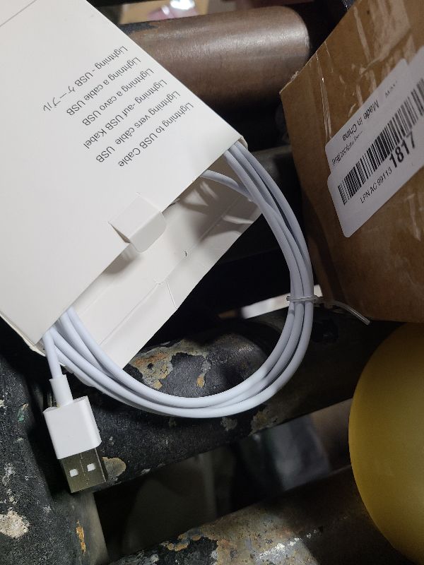 Photo 1 of 3 Pack Apple MFi Certified Charger Cable 6ft, Lightning to USB Cable Cord 6 Foot, 2.4A Fast Charging,Apple Phone Long Chargers for iPhone 13/12/11/11Pro/11Max/ X/XS/XR/XS Max/8/7/6