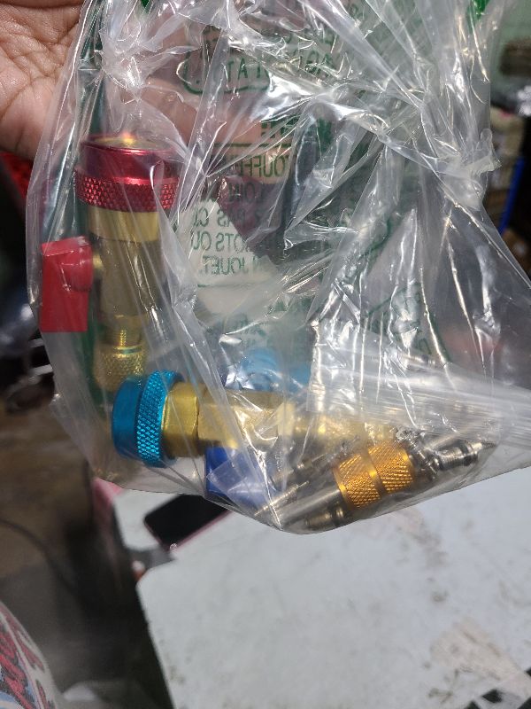 Photo 1 of 31Pcs R134A Valve Core Quick Remover Installer Tool Set, High Low Pressure AC Valve Core Removal Tool with R134A Valve Core AC Service Port Cap Valve Stem Kit for Refrigerant Air Conditioner System